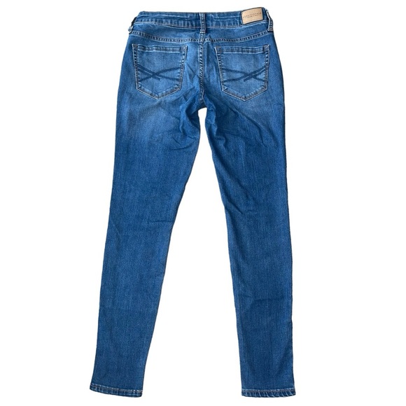 Aeropostale Women's Blue Skinny Jeans | Size 2 Regular | Great Condition - Picture 2 of 8
